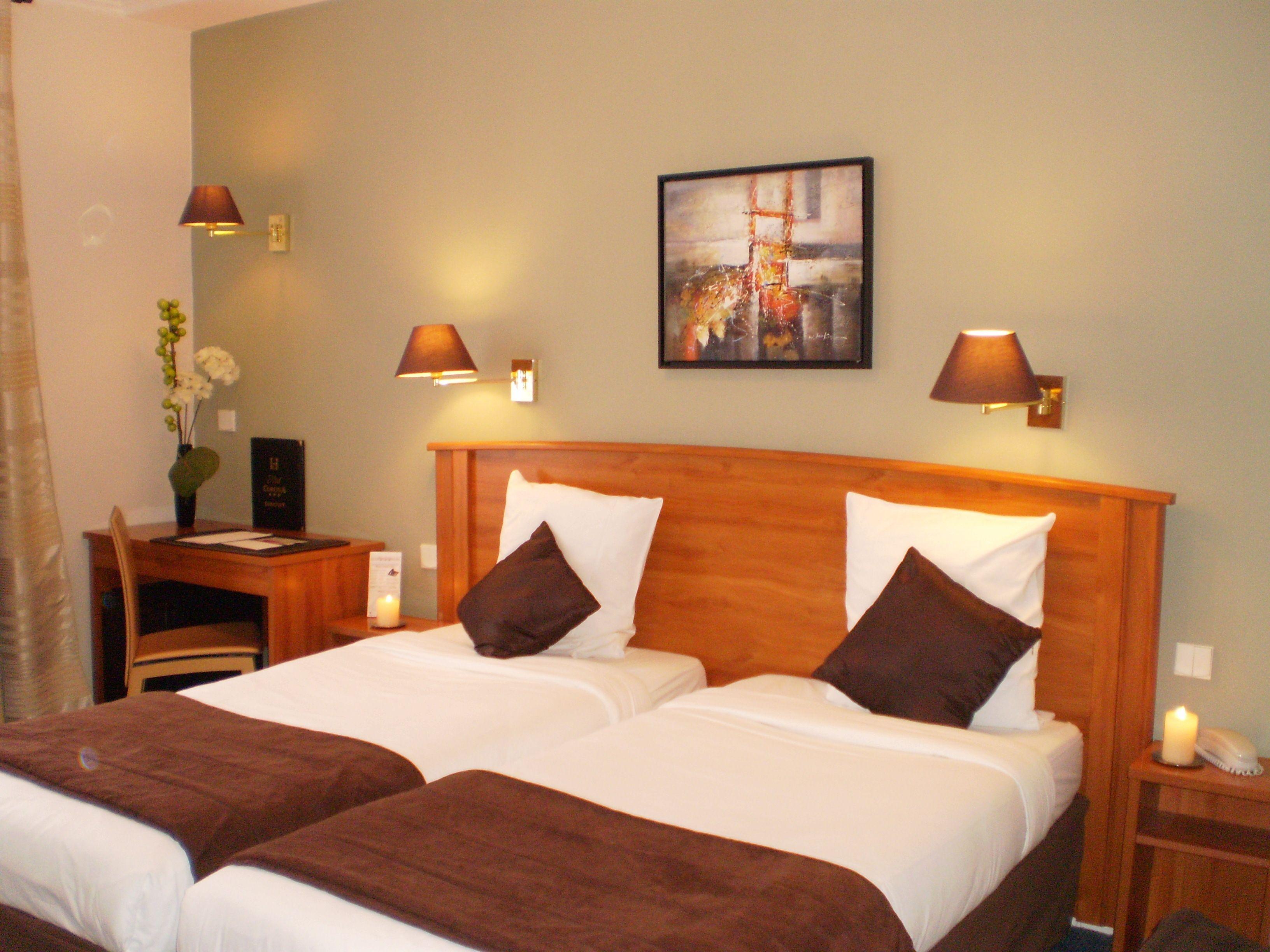 -rodier- Hotel Paris